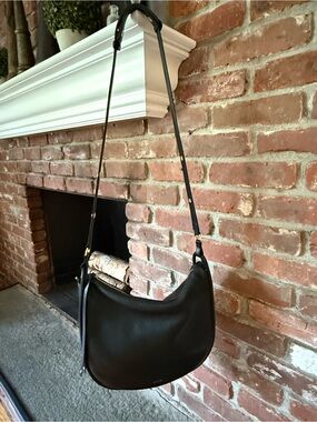 Aallyn Marley Hobo Pebbled Black Leather Bag